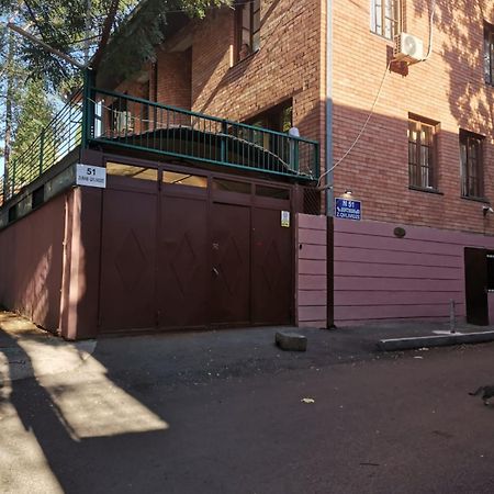 European Backpackers 欧洲背包客&大厨房 Tbilisi Exterior foto