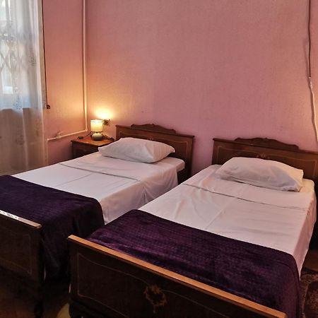European Backpackers 欧洲背包客&大厨房 Tbilisi Exterior foto