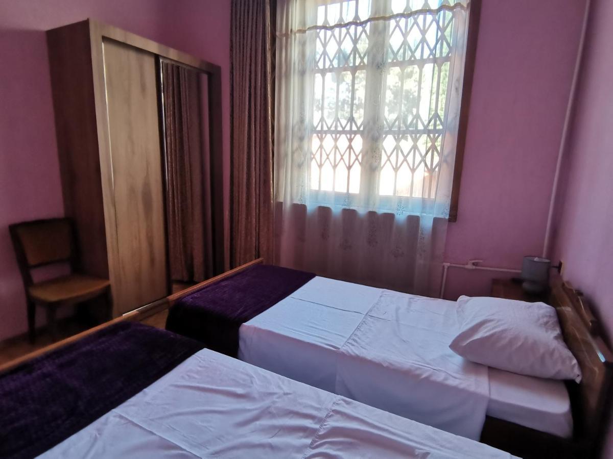 European Backpackers 欧洲背包客&大厨房 Tbilisi Exterior foto