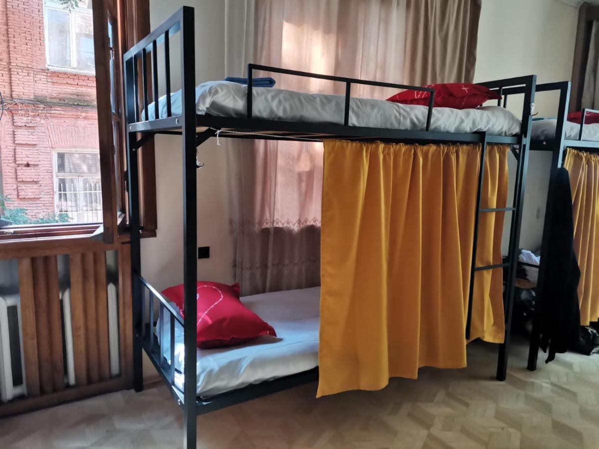 European Backpackers 欧洲背包客&大厨房 Tbilisi Exterior foto