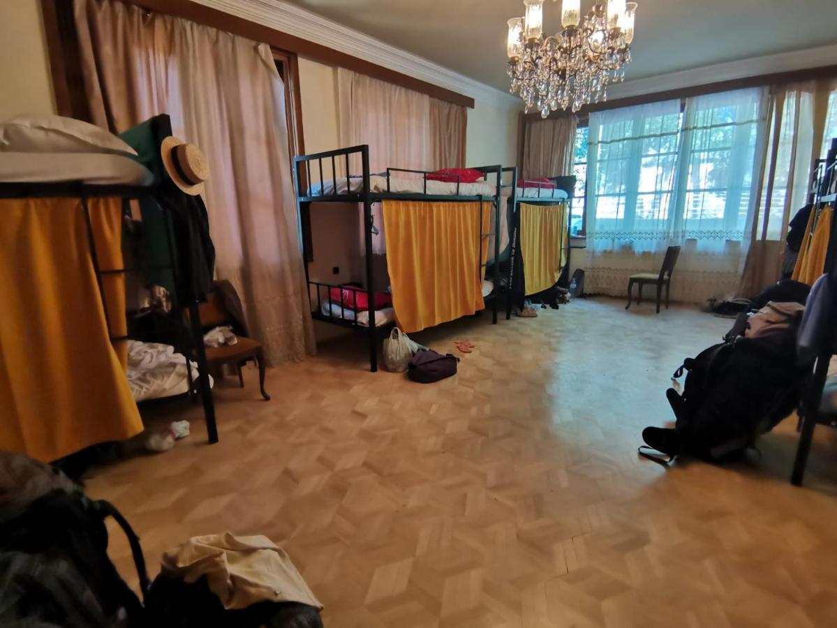 European Backpackers 欧洲背包客&大厨房 Tbilisi Exterior foto