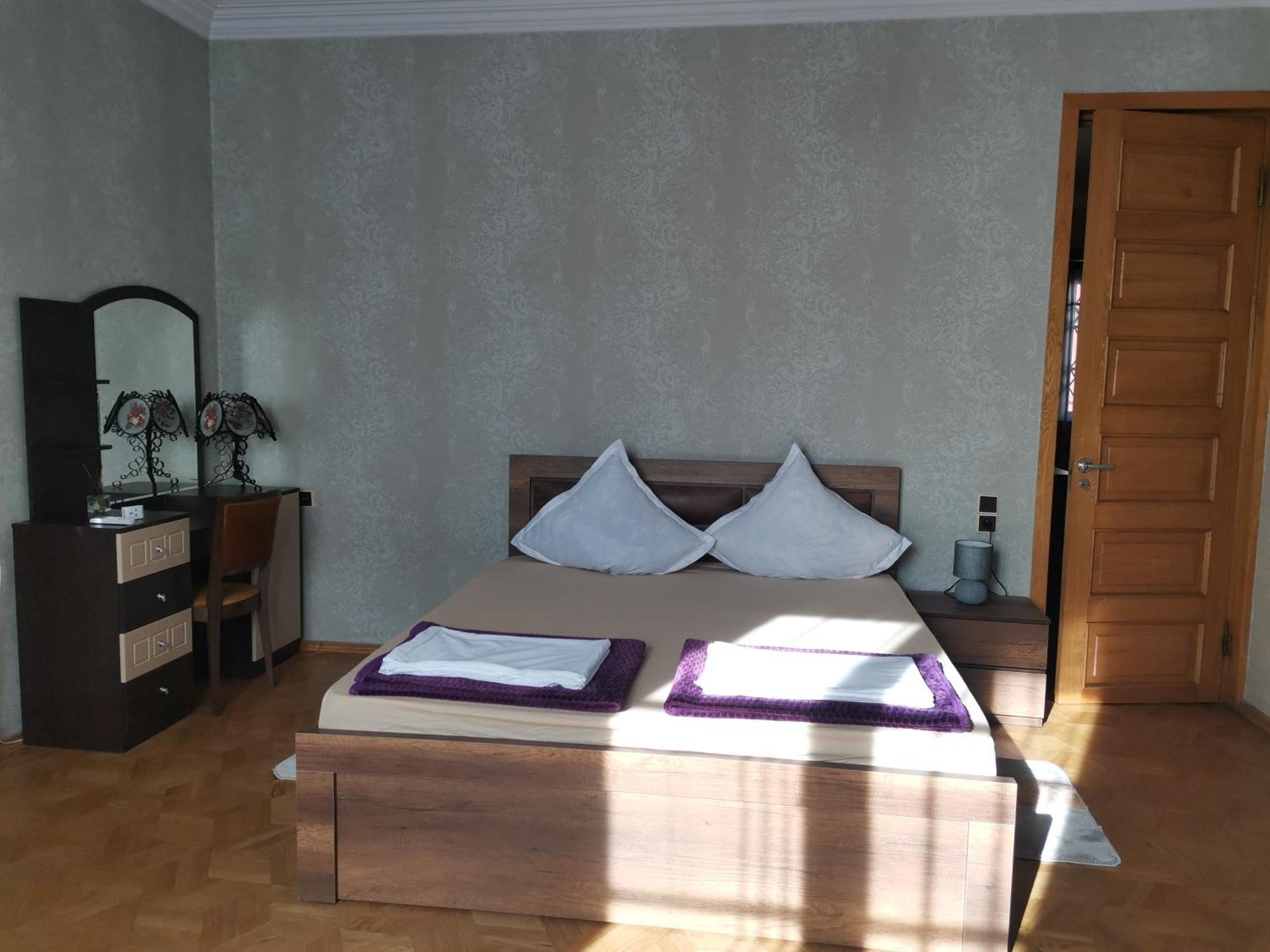 European Backpackers 欧洲背包客&大厨房 Tbilisi Exterior foto