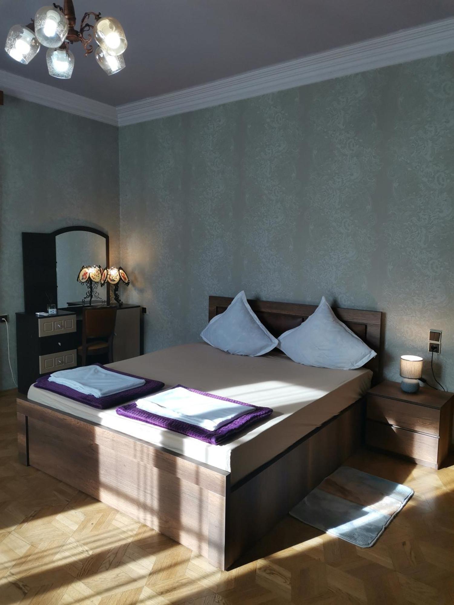 European Backpackers 欧洲背包客&大厨房 Tbilisi Exterior foto