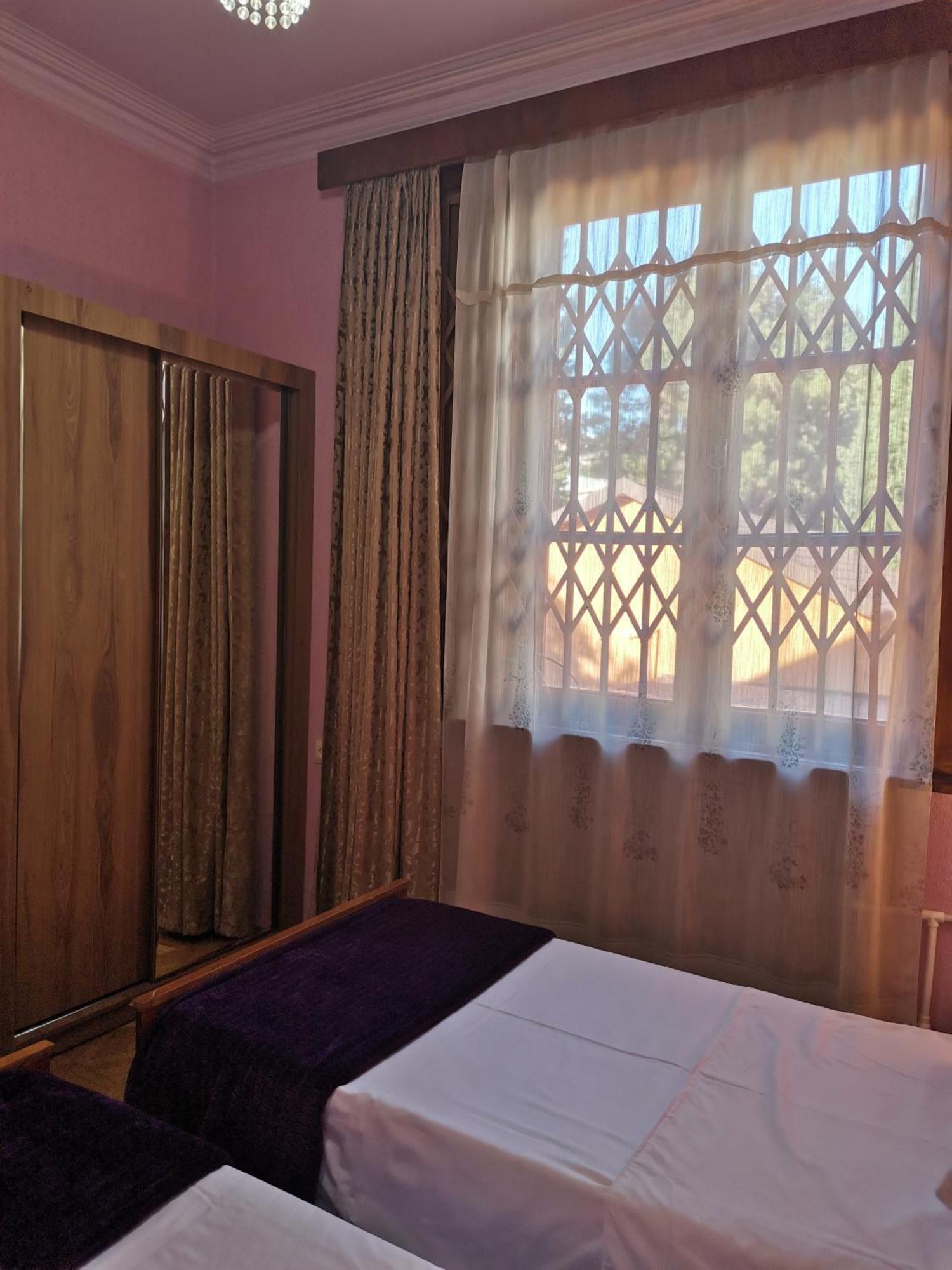 European Backpackers 欧洲背包客&大厨房 Tbilisi Exterior foto